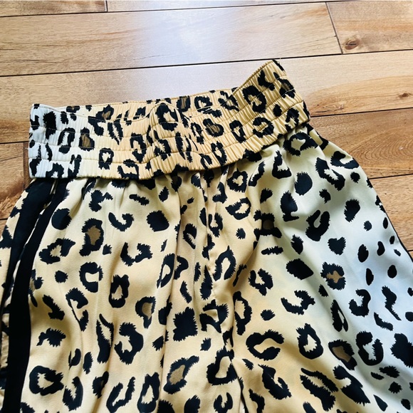 Kendall and Kylie silky joggers XS - Picture 7 of 7